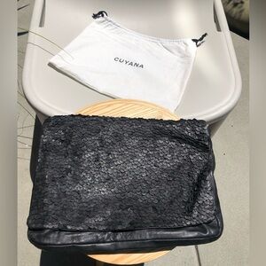 Cuyana Leather Clutch
